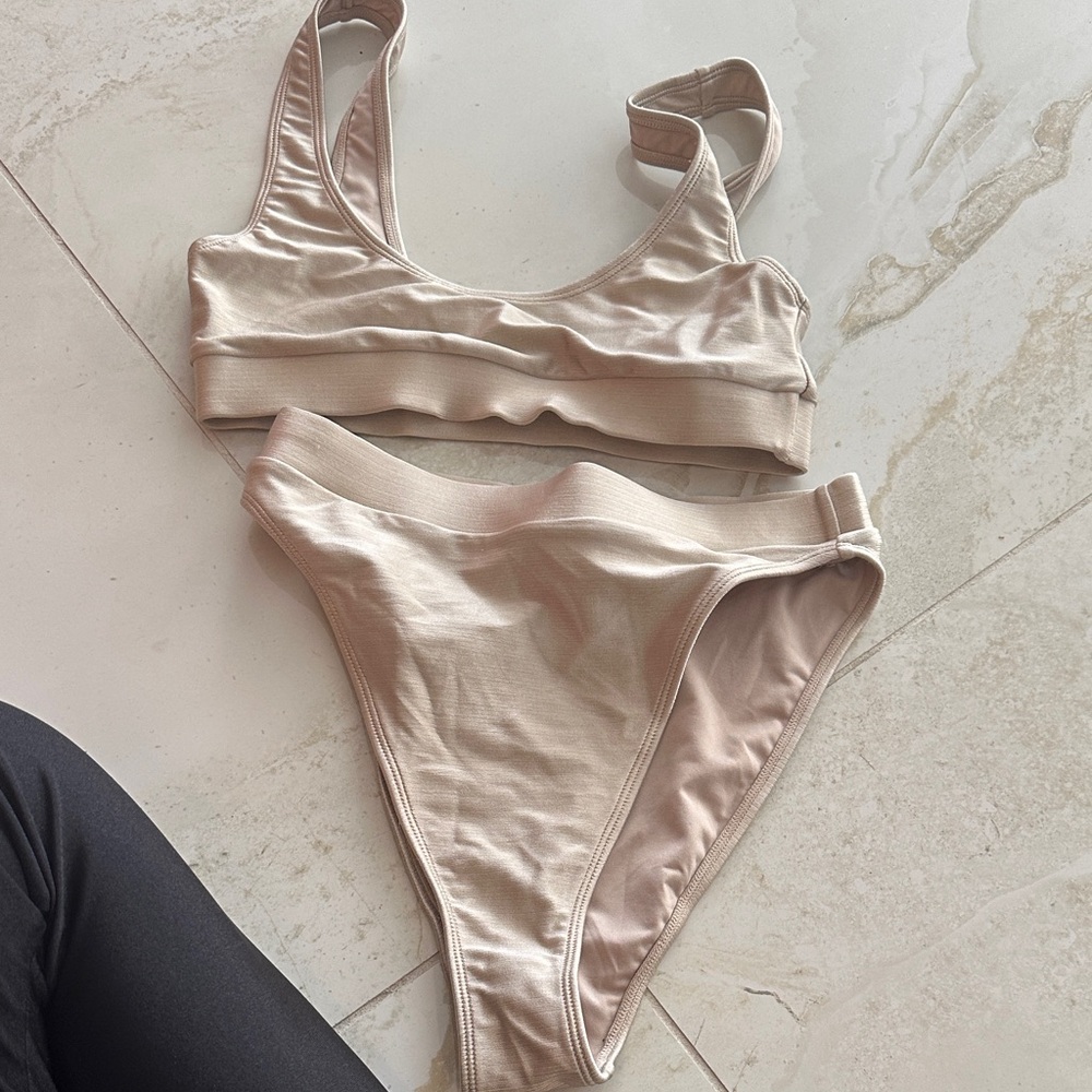 Forever 21 Cream shimmer Bikini Set high rise